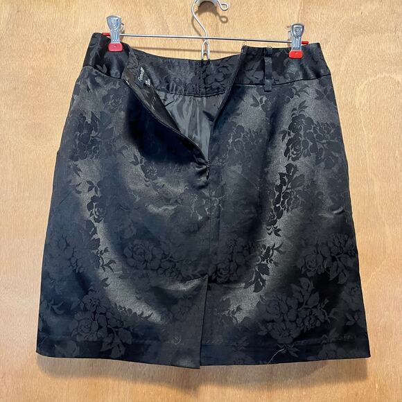 Forever 21 Mini Skirt Women’s Large Black Jacquard Romantic Gothic Dark Feminine - Picture 4 of 10